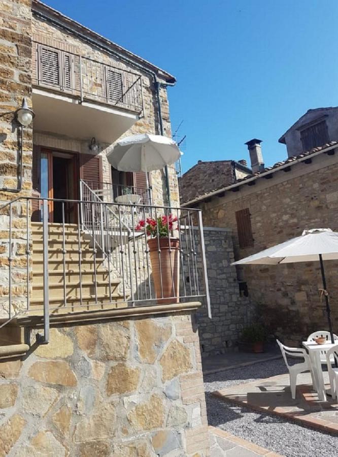 Beautiful Apartment With Exclusive Garden And Terrace モンテヴェルディ・マリッティモ エクステリア 写真