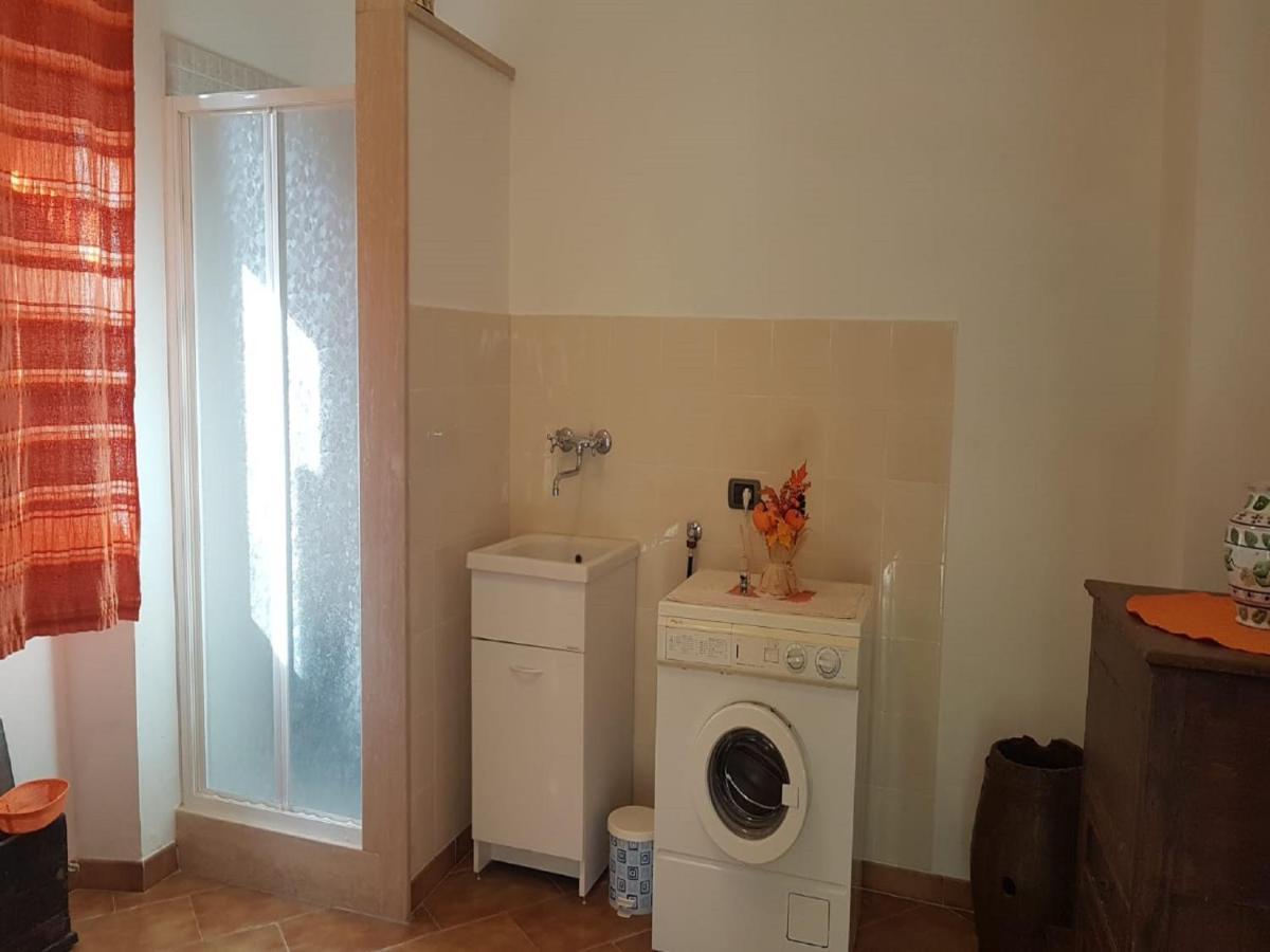 Beautiful Apartment With Exclusive Garden And Terrace モンテヴェルディ・マリッティモ エクステリア 写真